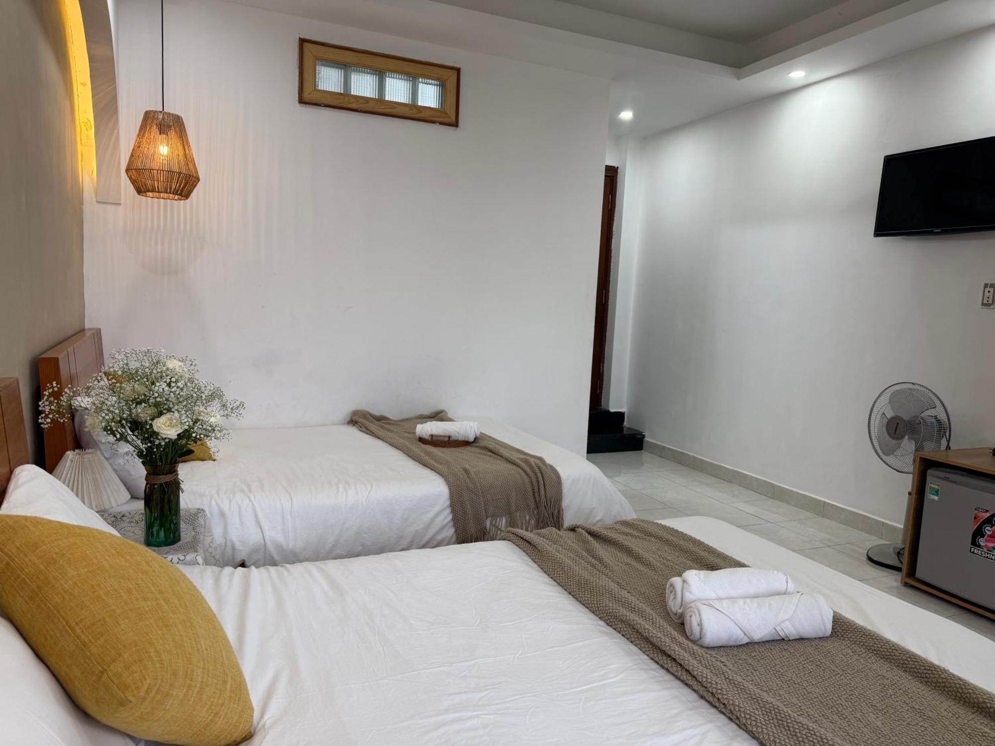 Hotel Phuong Trinh Далат Экстерьер фото