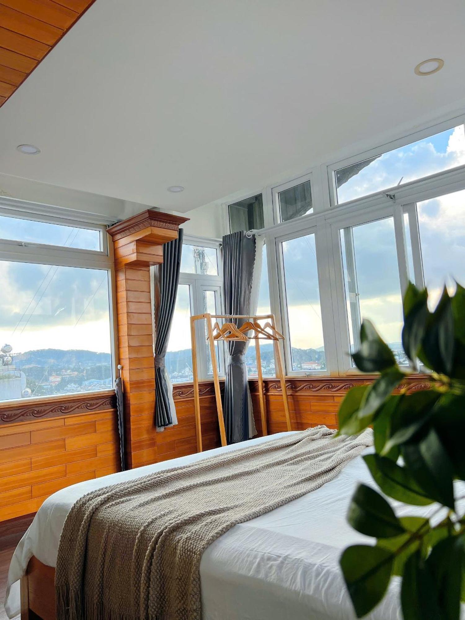 Hotel Phuong Trinh Далат Экстерьер фото